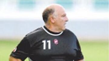 El linier estaba para pocos trotes.