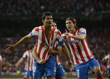 Atletico Madrid's Diego Costa celebrates scoring in the Copa del Rey final May 17, 2013. 