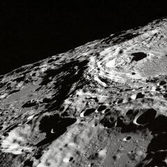 Una universidad española prepara un enjambre de robots para estudiar el subsuelo lunar