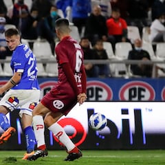 Universidad Católica anuncia la partida de una de sus joyas