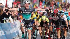 McCarthy se lleva el sprint; Nairo y Rigo se mantienen a 58''