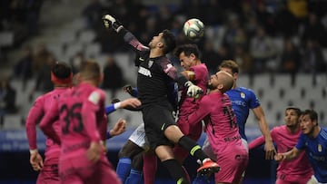Berj¨®n reaparece en el entrenamiento del Oviedo