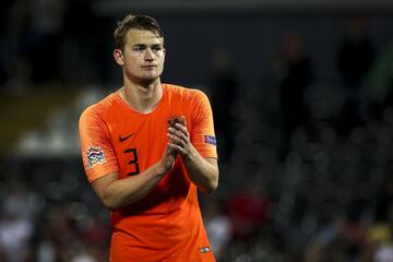 El defensa m¨¢s caro del f¨²tbol. Super¨® a su compatriota Van Djik con su fichaje por la Juventus tras pagar la escuadra transalpina 85,5 millones de euros.