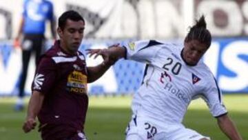 <b>INTERÉS. </b>El paraguayo Ledesma, a la izquierda, jugando en Lanús.