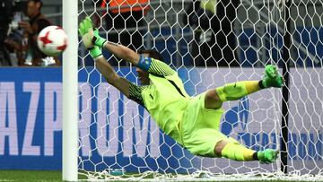 La marca mundial de Claudio Bravo con su definición perfecta