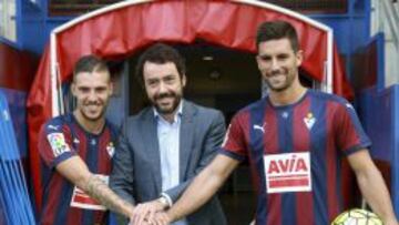 Verdi y Adrián, en su presentación con el Eibar.