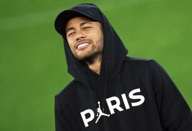 Neymar is the Kim Kardashian of football, claims Barton