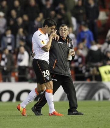 Valencia-Dinamo de Kiev. Ricardo Costa se retira lesionado.