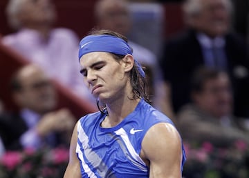 Nadal cayó de nuevo en cuartos, esta vez ante David Nalbandián, por aquel entonces número 25 del mundo (Rafa era el dos) y había batido en octavos a Andy Murray. Nadal, arrollado por el toro Nalbandián, tituló Jesús Mínguez en AS, porque el argentino ganó por 6-1 y 6-2 en 71 minutos.