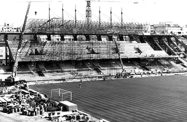 El 29 de octubre de 1944, hace 75 años, se inauguraba con un partido amistoso para celebrar tal evento entre el Deportivo y el Valencia. El resultado de aquella puesta de largo fue un 2-3 para los visitantes.