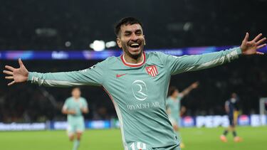 Dramatic Correa winner downs PSG