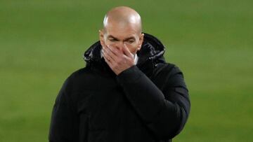 La afición sentencia a Zidane