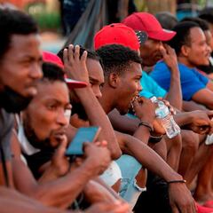 México reanuda vuelos para migrantes haitianos