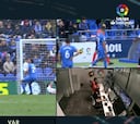 Mateu acertó al señalar el penalti por manos de Escudero