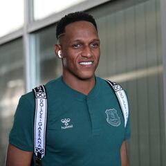 A Yerry Mina le sugieren ir a una liga menos exigente que la Premier