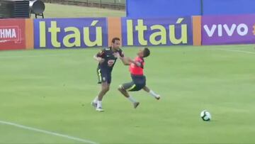 Neymar doesn't like being nutmegged!