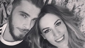 David de Gea, portero del Manchester United, con su novia, la cantante Edurne.