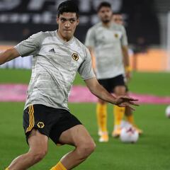 Raúl Jiménez saldrá en busca de otro récord con los Wolves