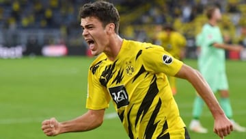 El mediocampista del Borussia Dortmund, Giovanni Reyna, funge como mentor en la Bundesliga para orientar a sus compatriotas.