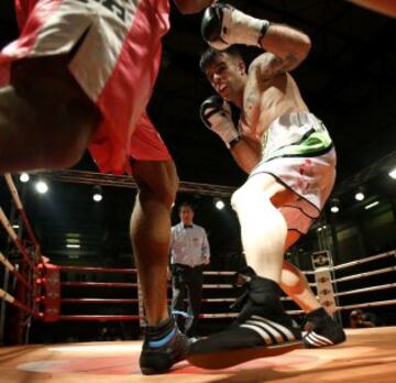 Combate Nicolás González-Kevin Dotel de peso superligero.