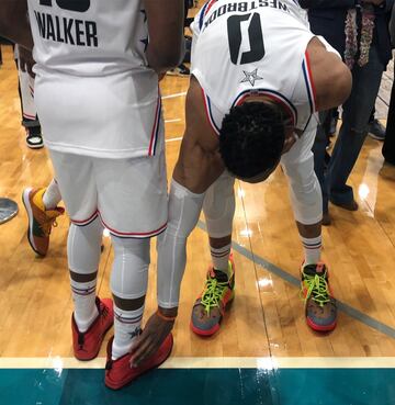 Russell Westbrook y Kemba Walker en el All Star Game 2019 