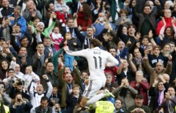 Gareth Bale celebra el 2-0.