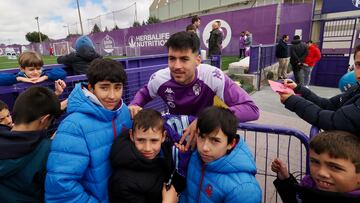 La afici¨®n del Pucela afronta el encuentro ante el Espanyol con mucha ilusi¨®n.