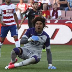 El Granada de Memo Ochoa se despide con derrota frente al Espanyol de Diego Reyes
