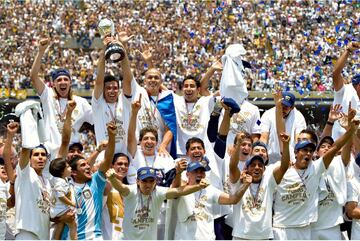 Los auriazules han logrado 4 títulos de Liga MX y un Campeón de Campeones en estos 25 años.