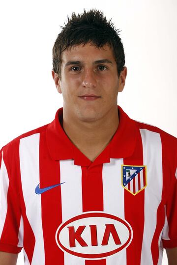 Con su primer equipo profesional, el Atlético de Madrid B (2008-2011).