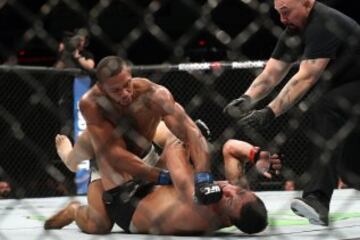 Los golpes más brutales en los combates de la UFC