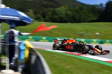 Accidente duro de Ricciardo en la pole virtual de Verstappen