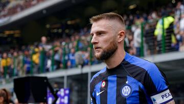 Milan Skriniar of FC Internazionale looks on during the Serie A match between FC Internazionale and US Salernitana 1919 at Stadio Giuseppe Meazza, Milan, Italy on 16 October 2022. (Photo by Giuseppe Maffia/NurPhoto via Getty Images)