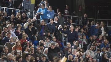 Hubo pañolada en el Palau.