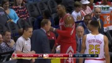 Dwight Howard, durante el incidente.
