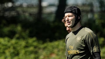 I feel privileged to have coached Cech - Emery