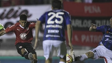 El equipo de Holan sum&oacute; tres puntos importantes en un partido en el que el t&eacute;cnico realiz&oacute; los tres cambios obligados por lesiones de sus jugadores.