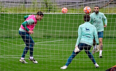 Jos¨¦ Alberto: ¡°Luis Su¨¢rez tendr¨ªa que estar en un equipo bueno de Primera Divisi¨®n¡±