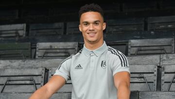 Antonee Robinson: descartado por el Milan, llega a la Premier con el Fulham