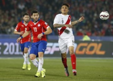 José Rojas: Volvió a Universidad de Chile y después de un semestre, no le renovaron el contrato. Emigró a Belgrano de Córdoba donde es titular. Ha jugado 14 partidos en el fútbol argentino.