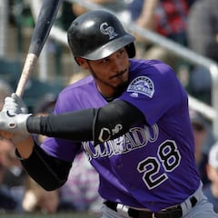 De la mano del mexicano Ramos, Rockies arrollan a los D-Backs