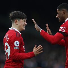 Rashford y Garnacho aúpan al Manchester United