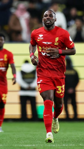 ¡No lo olvides Aguirre! Atención al hat-trick de Julián Quiñones en Arabia