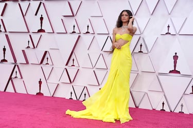 Los looks que más han dado que hablar de la historia de los Oscars