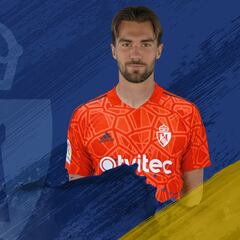 San Román tapa el hueco en la portería berciana