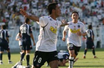 Bonus Track: Lucas Barrios, nacionalizado paraguayo, pero que en Colo Colo jug&oacute; como argentino. Anot&oacute; 57 goles en 67 partidos con los albos, ganando los t&iacute;tulos del Clausura 2008 y Clausura 2009.