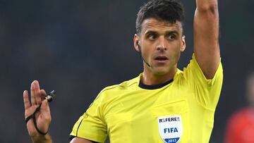 Gil Manzano pita el Barça-Atleti