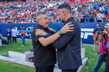 Torrent se va de San Luis, ¿Chivas le abre las puertas?