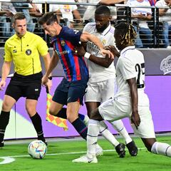 Aprobados y suspensos del Real Madrid: Courtois minimiza un flojo día de sus compañeros...