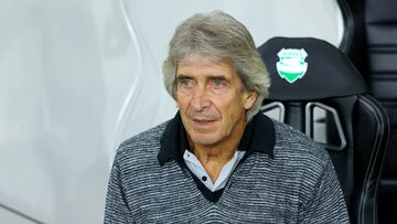 Pellegrini, ante el Aris Limassol.